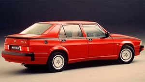 Alfa Romeo 75