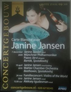 Janine - First & Only Exclusief Magazine Over Style