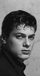 Tony Curtis