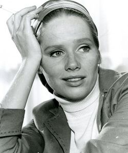Liv Ullmann