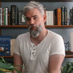 Lee Binding