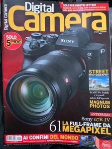 Digital Camera (N. 202)