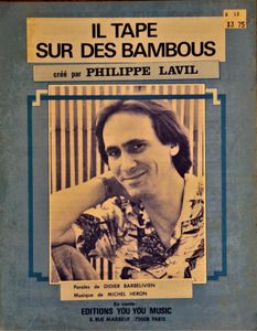 Il Tape sur des Bambous