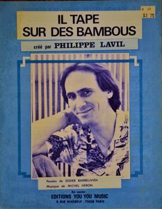 Il Tape sur des Bambous