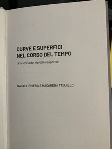 Grandi idee della matematica - n. 16 - Curve e superfici nel corso del tempo.