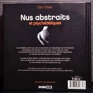 Nus Abstraits et Psychédéliques