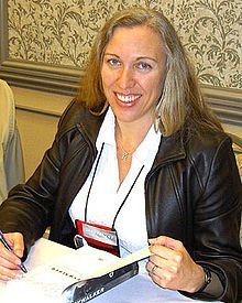 Kat Richardson