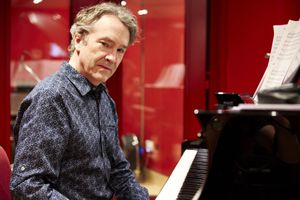 Carter Burwell
