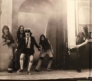 AC/DC