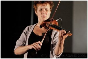 Cécile Broché