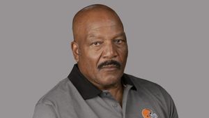 Jim Brown (2)