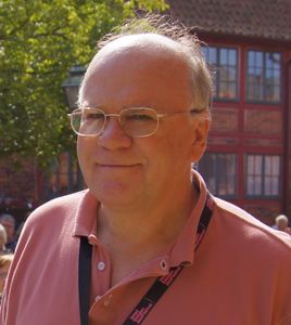 Michael Tucker