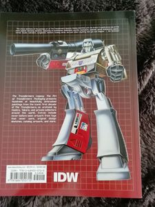 The Transformers Legacy: The Art of Transformers Packaging