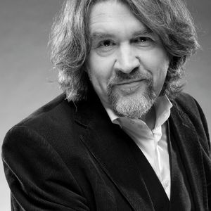 Christopher Bray