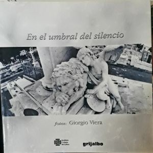 En el Umbral del Silencio