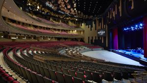 Hard Rock Live (in Seminole Hard Rock Hollywood, FL)
