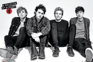 5 Seconds of Summer Sit