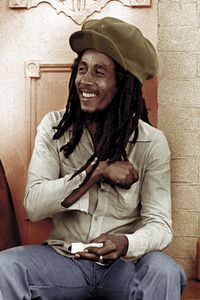 Bob Marley Rolling 2