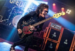 Glenn Hughes