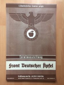 Totalausstellung, Front deutscher Äpfel, Dresden 01.10.2015 (Brown/Paper Variant)