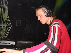 DJ Urri