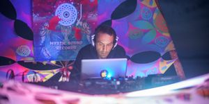 DJ Тонал