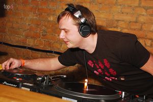 DJ Udjin