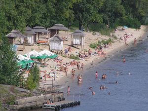 Труханів острів