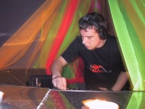 DJ Becar