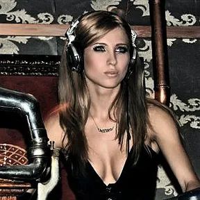 P.DJ Victoria