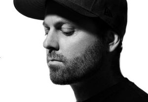 DJ Shadow