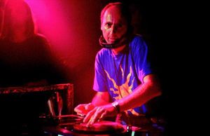 DJ Cosmix