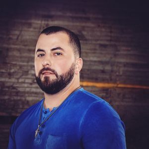 Tyler Farr
