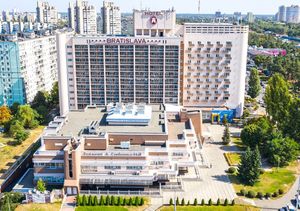 Готельний комплекс "Братислава"