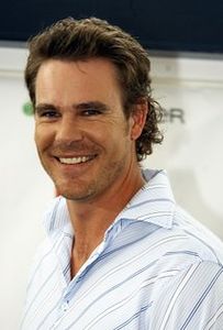 Aaron Jeffery