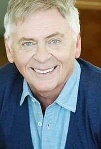 Daniel Davis