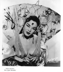 Tura Satana