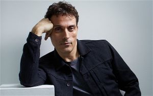 Rufus Sewell