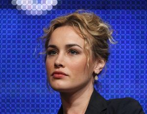 Dominique McElligott