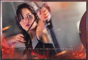 The Hunger Games: Catching Fire (3-Disc Deluxe Edition)