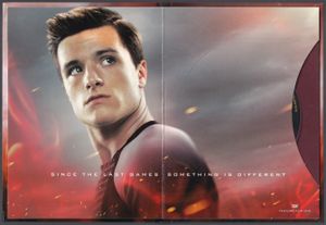 The Hunger Games: Catching Fire (3-Disc Deluxe Edition)