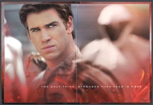 The Hunger Games: Catching Fire (3-Disc Deluxe Edition)