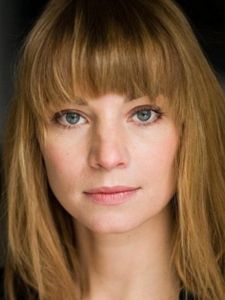 Anna-Katharina Schwabroh