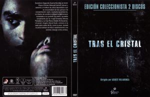 Tras el cristal