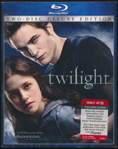 Twilight: Two-Disc Deluxe Edition