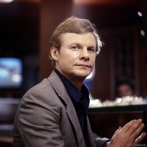Виталий Соломин