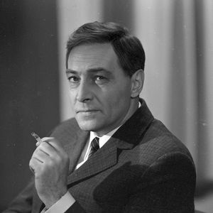 Вячеслав Тихонов