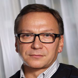 Игорь Угольников
