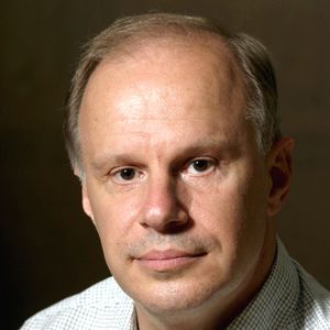 Авангард Леонтьев