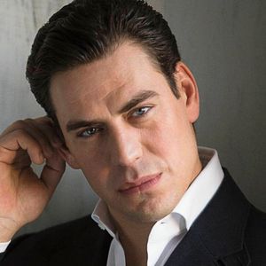 Дмитрий Дюжев